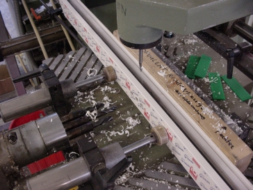 Copieer frees machine voor krukgaten en sleuf in raamprofielen